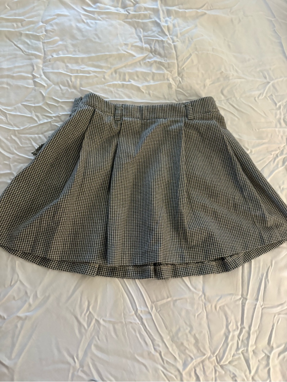Zara Black & White Houndstooth Skater Skirt
